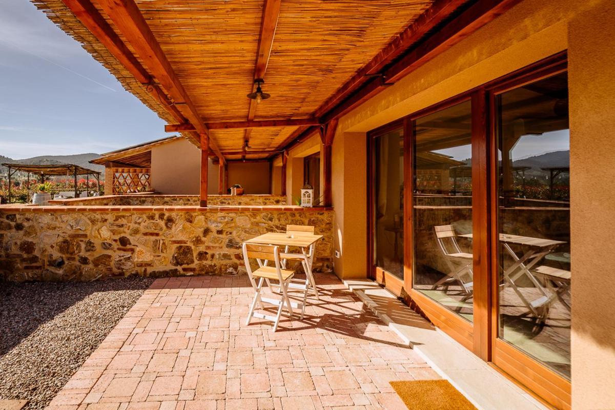 Agriturismo Giu Al Pozzo غافورانا المظهر الخارجي الصورة